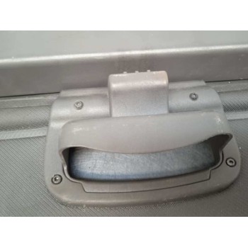 Recambio de bandeja trasera para ford focus sportbreak (cap) ghia referencia OEM IAM  ENROLLABLE 