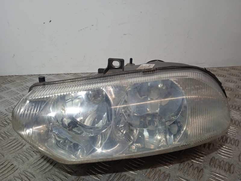 Recambio de faro izquierdo para alfa romeo 156 (116) 1.6 t.spark progression referencia OEM IAM 60620135  