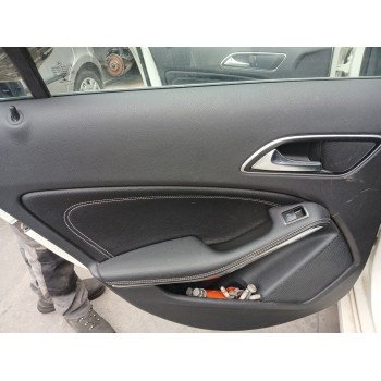 GUARNECIDO PUERTA TRASERA IZQUIERDA 