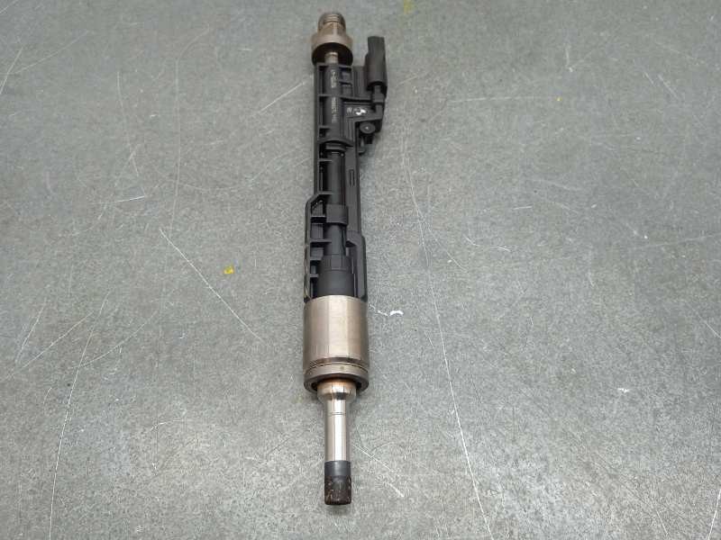Recambio de inyector para bmw serie m2 coupe (f87) basis referencia OEM IAM 13647639994 65.682KM 0261500533