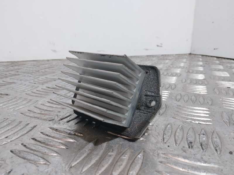 Recambio de resistencia calefaccion para land rover range rover sport v6 td hse referencia OEM IAM 0778000901  