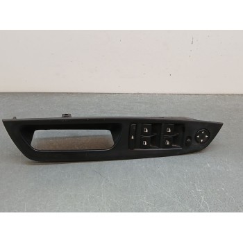 MANDO ELEVALUNAS DELANTERO IZQUIERDO 921804104 DE 4 ESPEJOS NO ABATIBLES