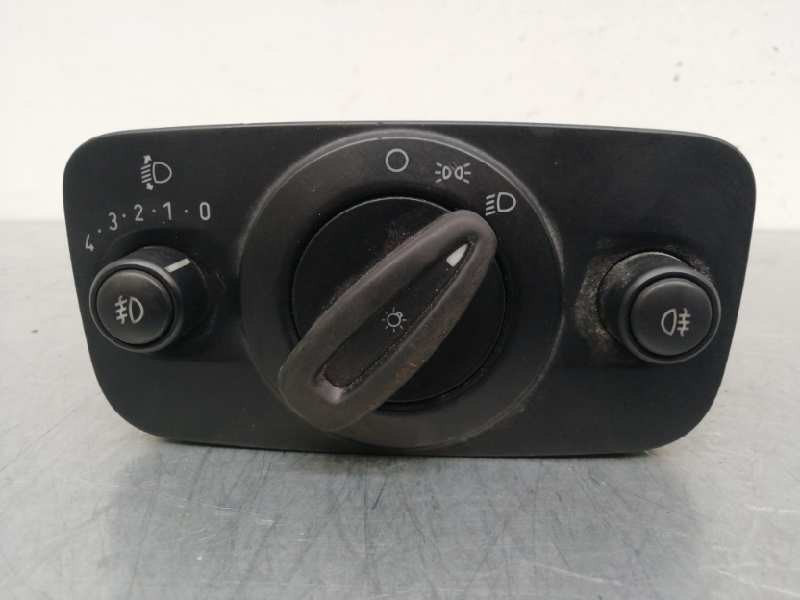 Recambio de mando luces para ford fiesta (cb1) ghia referencia OEM IAM 8A6T13A024BB  SALPICADERO