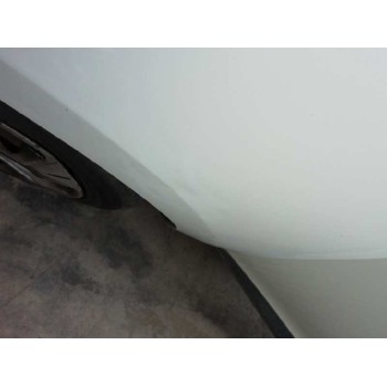 Recambio de aleta delantera izquierda para renault megane iii berlina 5 p emotion referencia OEM IAM  TOCADO LEVE 