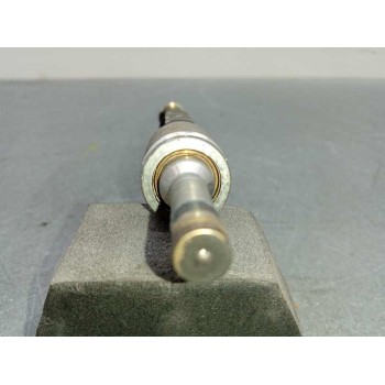 Recambio de inyector para bmw serie m2 coupe (f87) basis referencia OEM IAM 13647639994 65.682KM 0261500533