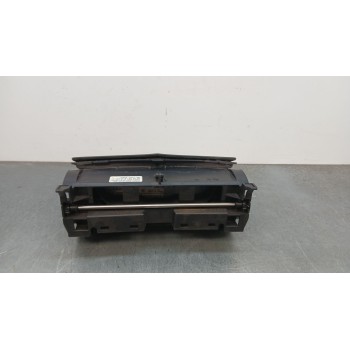 Recambio de display para mercedes-benz clase c (w204) berlina 2.2 cdi cat referencia OEM IAM a2048205407  