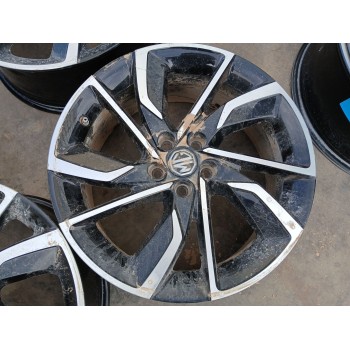 Recambio de juego llantas para mg zs suv (azs1) 1.5 vti referencia OEM IAM 7JX17 H2 ET41 X4 11513291