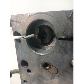 Recambio de culata para volkswagen passat berlina (3c2) advance referencia OEM IAM 03C103308C  