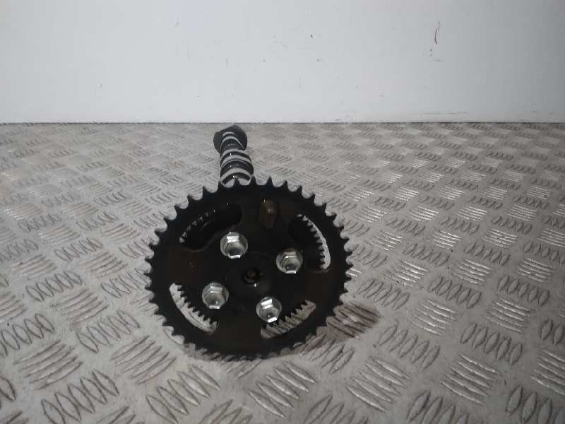 Recambio de arbol de levas para toyota auris luna referencia OEM IAM   
