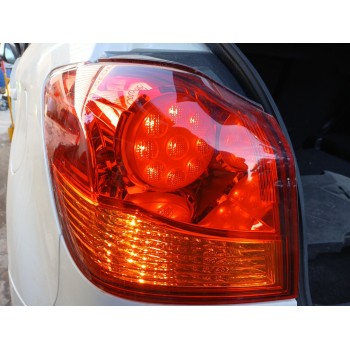 PILOTO TRASERO IZQUIERDO 8330B193 A046040 