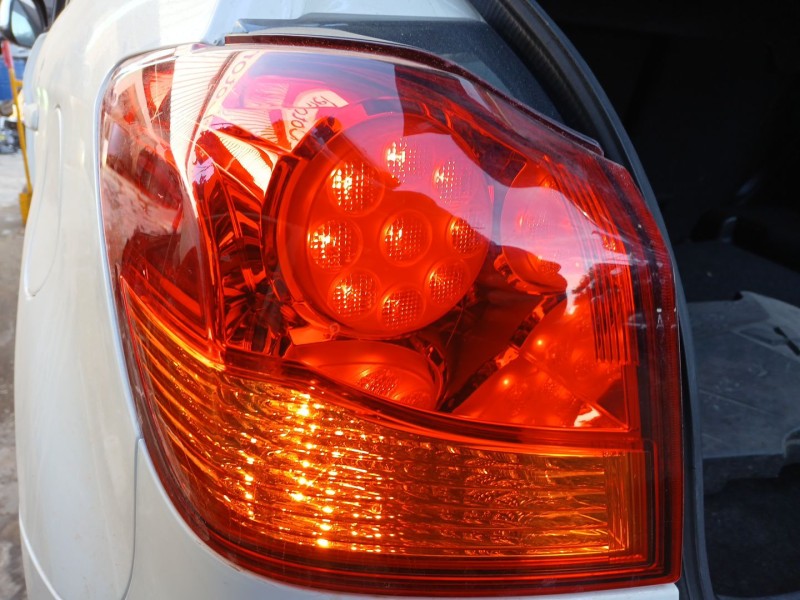 Recambio de piloto trasero izquierdo para mitsubishi asx (ga_w_) 1.6 mivec (ga1w) referencia OEM IAM 8330B193 A046040 