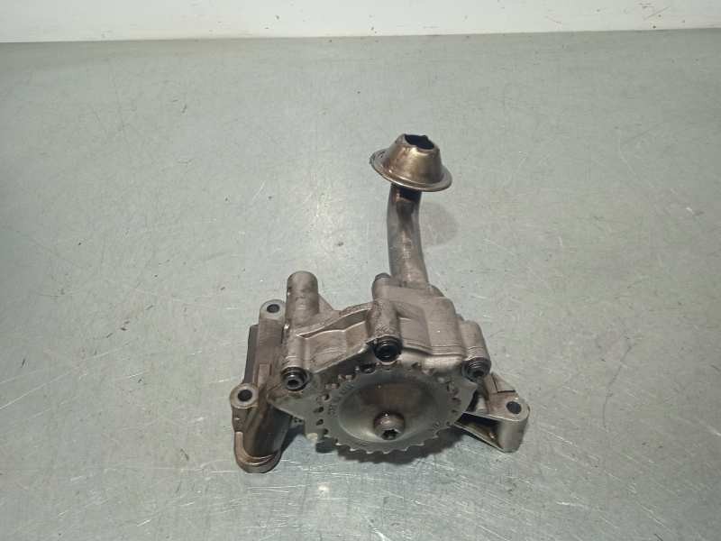 Recambio de bomba aceite para volkswagen golf v berlina (1k1) highline referencia OEM IAM 03G115105  038115121A