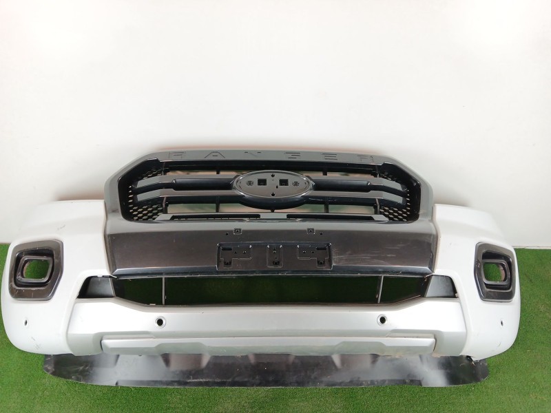 Recambio de paragolpes delantero para ford ranger (tke) 2.2 tdci 4x4 referencia OEM IAM JB3B17C831D JB3B17C831D 