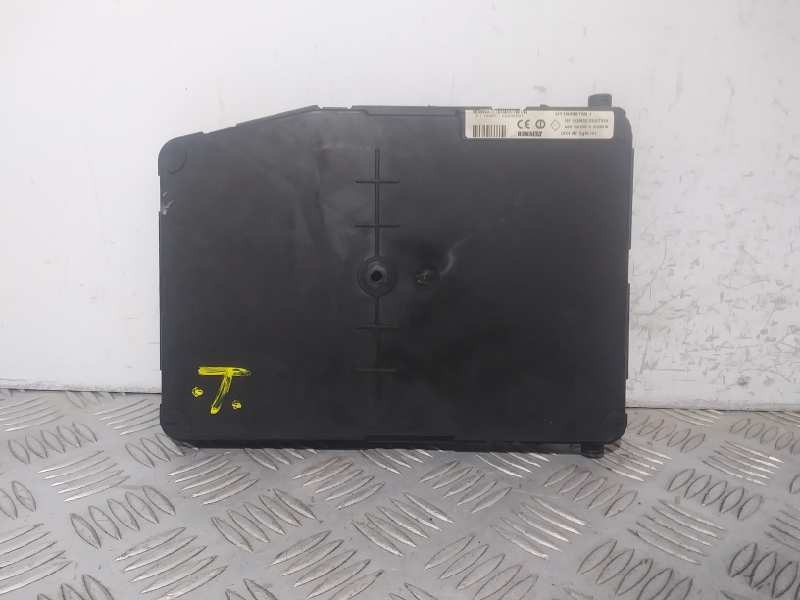 Recambio de centralita bsi para renault scenic ii expression referencia OEM IAM 8200724363  