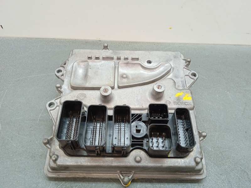 Recambio de centralita motor uce para bmw serie m2 coupe (f87) basis referencia OEM IAM 8693361 65.852KM 0261S18822