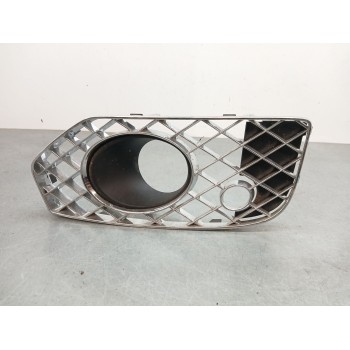 REJILLA PARAGOLPES DERECHA 3SE807926 