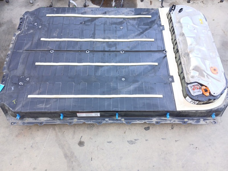 Recambio de bateria para tesla model 3 (5yj3) ev awd referencia OEM IAM 170001255F 1700012 TG324185008073