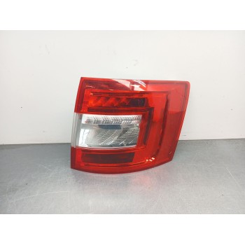 PILOTO TRASERO DERECHO 5E9945112B 5e9945096b 