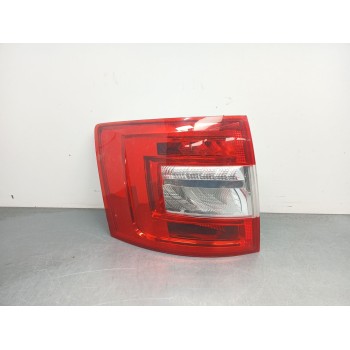 PILOTO TRASERO IZQUIERDO 5E9945111B 5e9945095b 