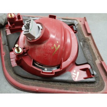 Recambio de piloto trasero derecho interior para mazda 3 berlina (bk) 1.6 vvt active referencia OEM IAM  4P 