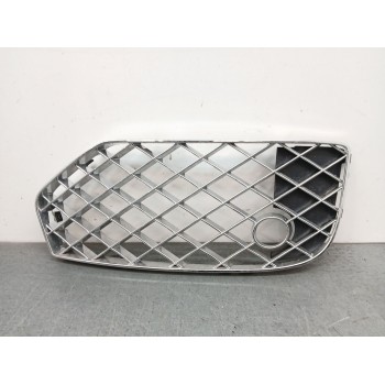 REJILLA PARAGOLPES DERECHA 3SE807796 