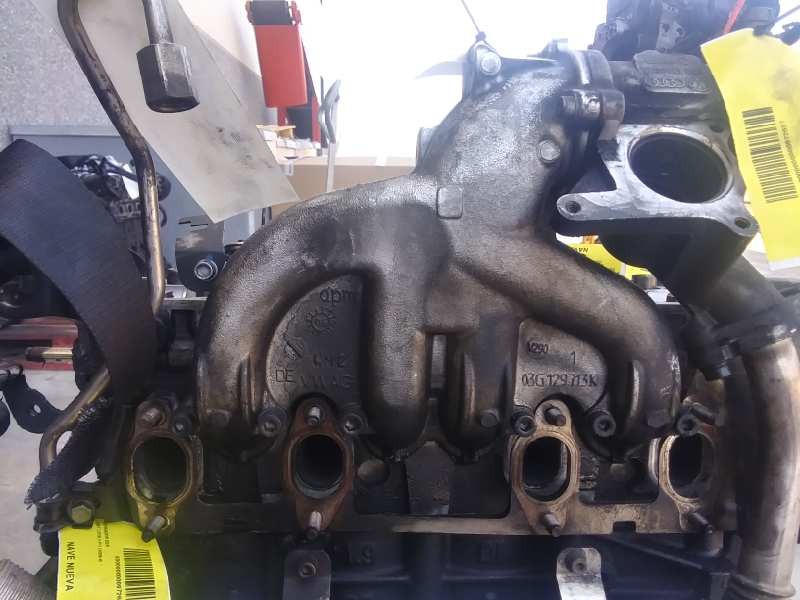 Recambio de colector admision para seat leon (1p1) referencia OEM IAM 03G129713K  