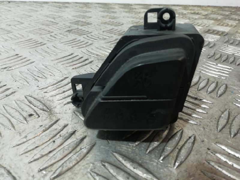 Recambio de interruptor para hyundai i30 premium referencia OEM IAM 71124  