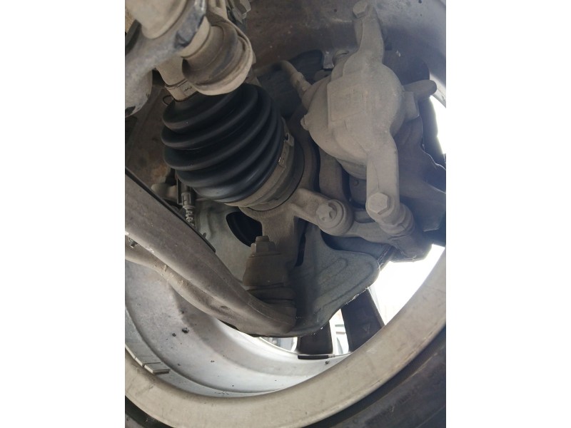 Recambio de mangueta delantera izquierda para mercedes-benz clase a (w176) a 200 cdi / d (176.008) referencia OEM IAM   