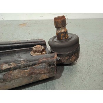 Recambio de brazo suspension inferior delantero izquierdo para kia carens 2.0 crdi ex monovolumen referencia OEM IAM 0K2FA34350 