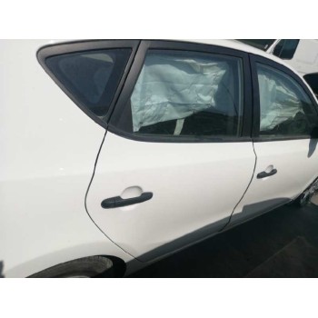 PUERTA TRASERA DERECHA BLANCA 