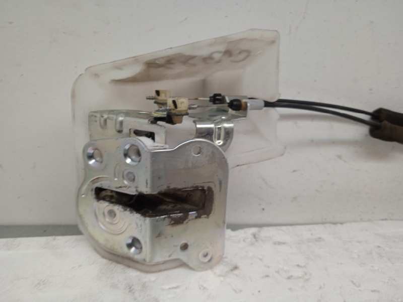 Recambio de cerradura puerta trasera derecha para mazda 5 (cw) active referencia OEM IAM  LATERAL CORREDERA 