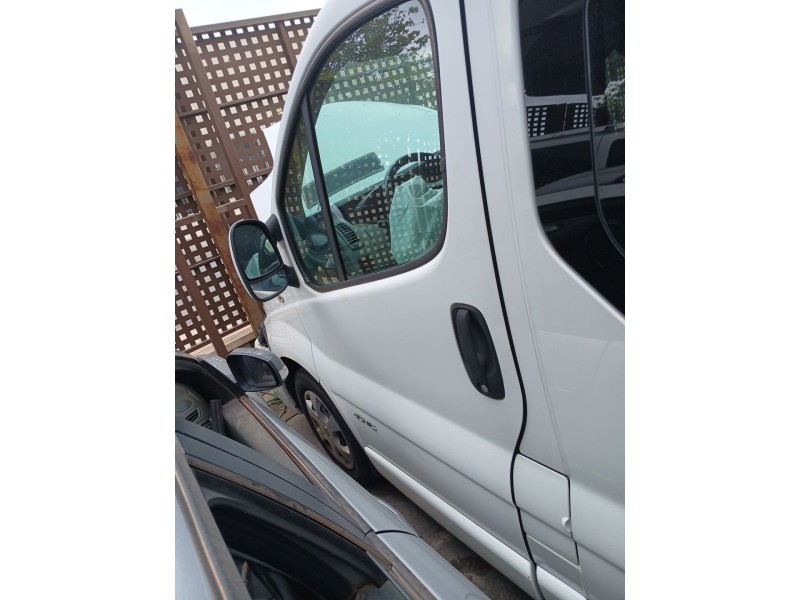 Recambio de puerta delantera izquierda para renault trafic ii autobús (jl) 2.0 dci 115 referencia OEM IAM   