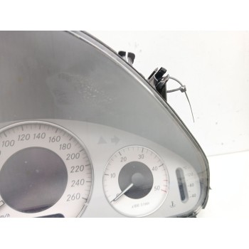 Recambio de cuadro instrumentos para mercedes-benz clase e (w211) e 320 cdi (211.026) referencia OEM IAM A2115405711  