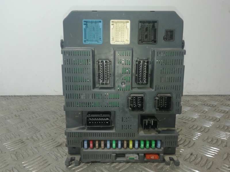 Recambio de centralita bsi para peugeot 308 sport referencia OEM IAM 9663798180  