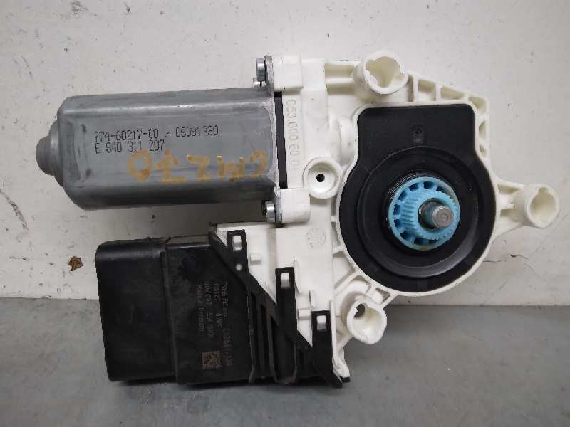 Recambio de motor elevalunas trasero derecho para seat leon (1p1) fr referencia OEM IAM 3C0959703E E840311207 983599540