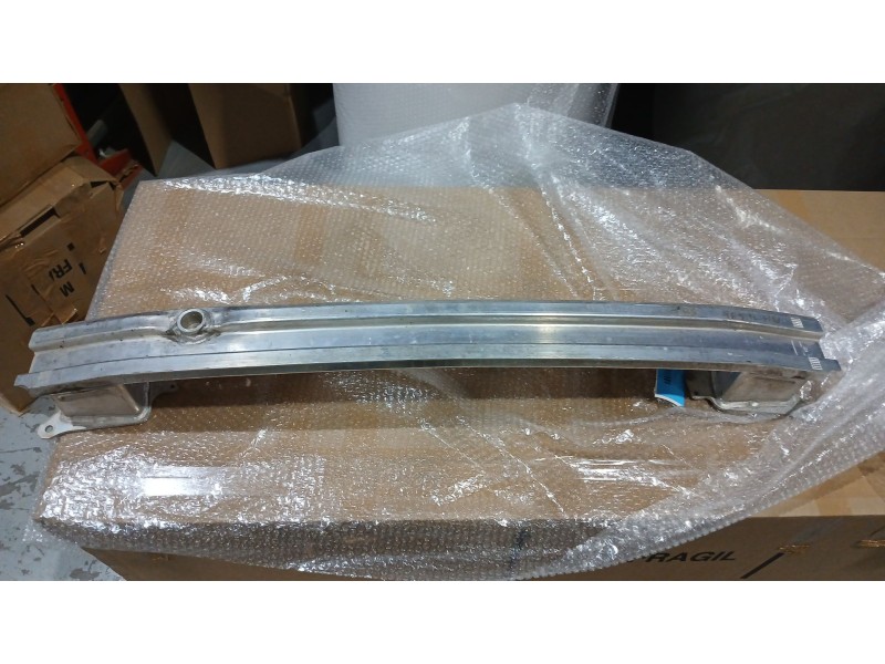 Recambio de refuerzo paragolpes trasero para ford focus iv (hn) 1.0 ecoboost referencia OEM IAM   