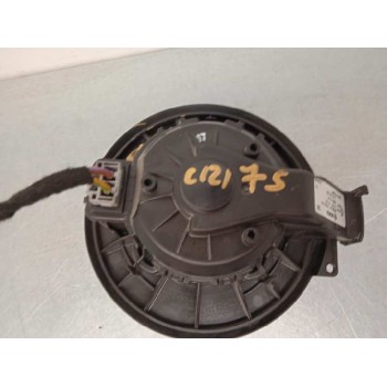 Recambio de motor calefaccion para ford fiesta (cb1) ghia referencia OEM IAM VP8E2H18456AA 8E2H18456AA 0130115551