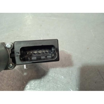 Recambio de motor elevalunas delantero derecho para kia cee´d 1.4 crdi cat referencia OEM IAM 82460A2010  617013001