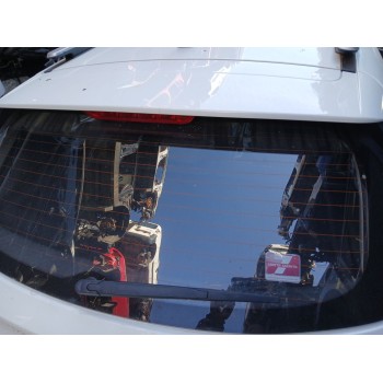 Recambio de porton trasero para kia stonic (yb) 1.2 cvvt referencia OEM IAM 73700H8400  87210H8400