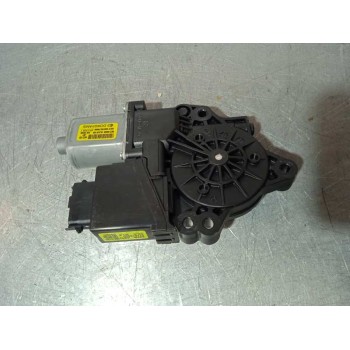 Recambio de motor elevalunas delantero derecho para kia cee´d 1.4 crdi cat referencia OEM IAM 82460A2010  617013001