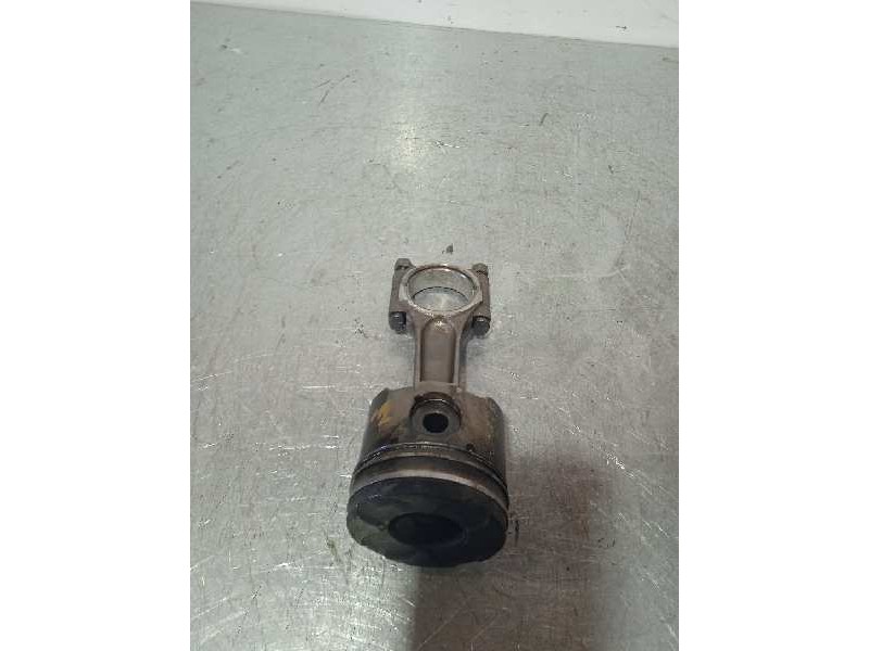 Recambio de piston para fiat ulysse (179) 2.0 jtd básico referencia OEM IAM SR  