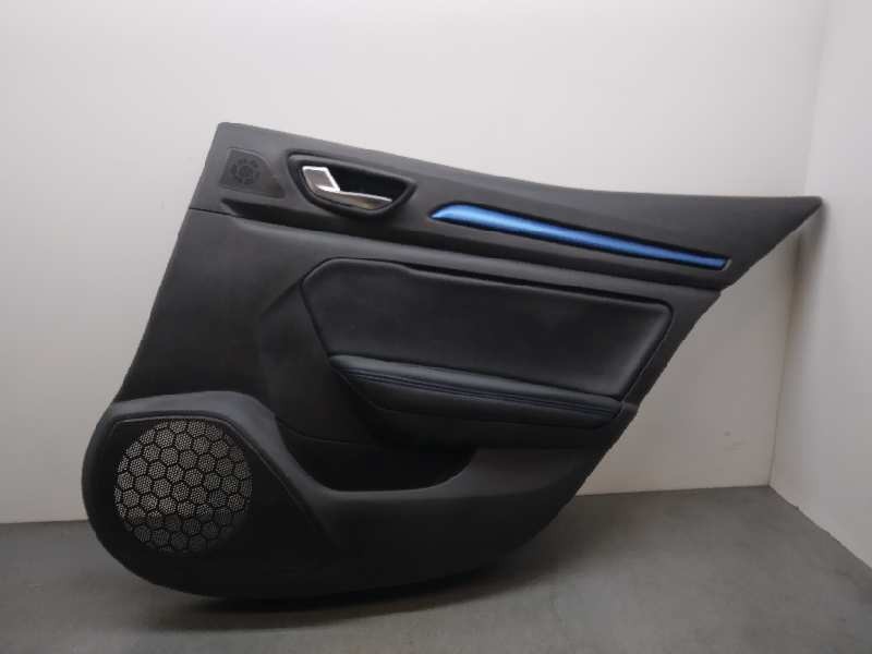 Recambio de guarnecido puerta trasera derecha para renault megane iv berlina 5p 1.3 tce referencia OEM IAM 829A05708R  