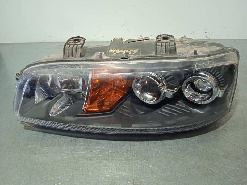 Recambio de faro izquierdo para fiat punto berlina (188) 1.2 cat referencia OEM IAM 6611132L BIFARO 1ª