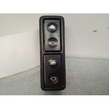 MANDO ELEVALUNAS DELANTERO DERECHO 1387388 8365300 EN CONSOLA CENTRAL