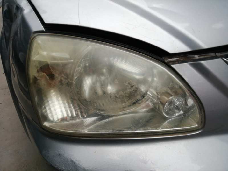 Recambio de faro derecho para kia carens 2.0 crdi ex monovolumen referencia OEM IAM   
