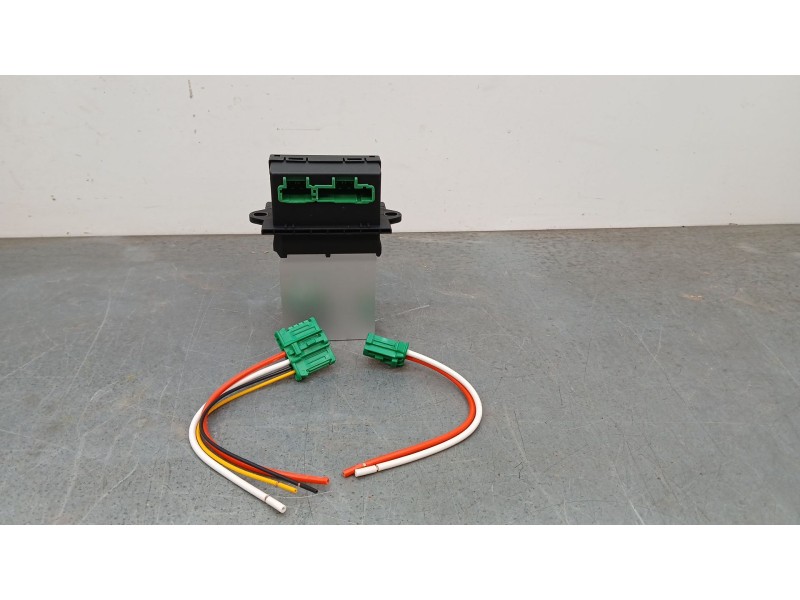 Recambio de resistencia calefaccion para renault megane ii berlina 3p referencia OEM IAM 7701207718 NUEVO 
