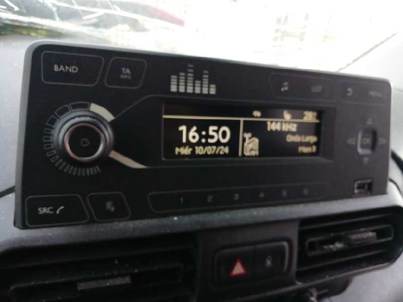 Recambio de sistema audio / radio cd para peugeot rifter access standard referencia OEM IAM 439016011  