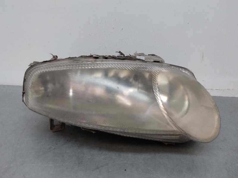 Recambio de faro derecho para alfa romeo 147 (190) 1.9 jtd distinctive referencia OEM IAM 46826194 46556565 1ºSERIE