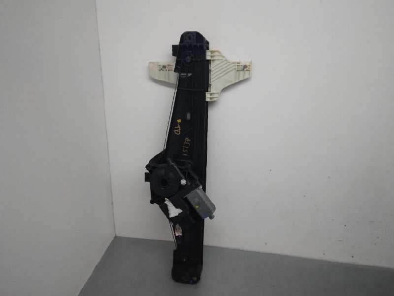 Recambio de elevalunas trasero derecho para peugeot 5008 gt referencia OEM IAM 9812642880 6 PINES 9811864680