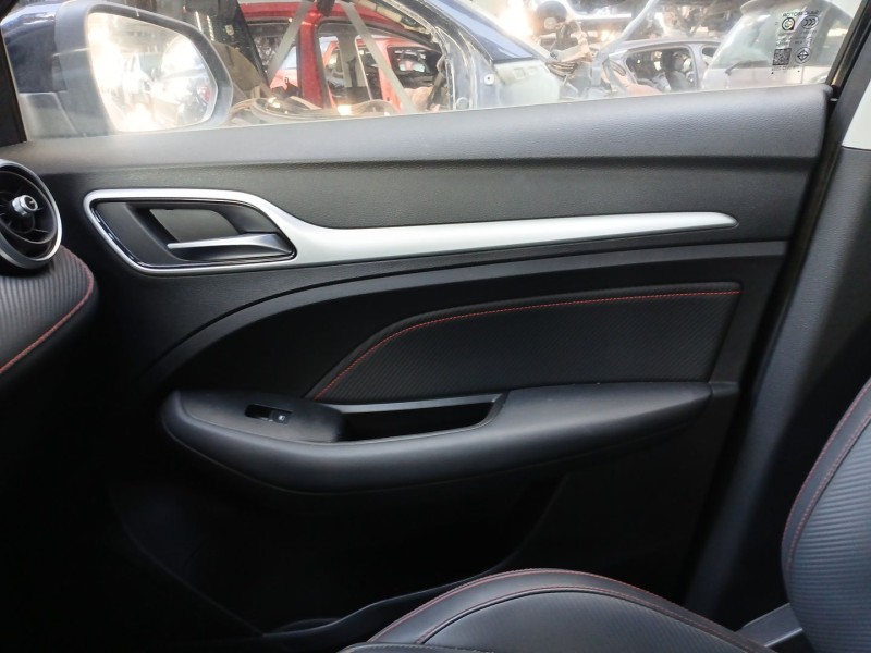 Recambio de guarnecido puerta delantera derecha para mg zs suv (azs1) 1.5 vti referencia OEM IAM   